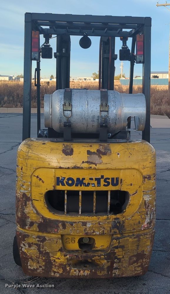 image for item OD9045 Komatsu FG25ST-14  forklift