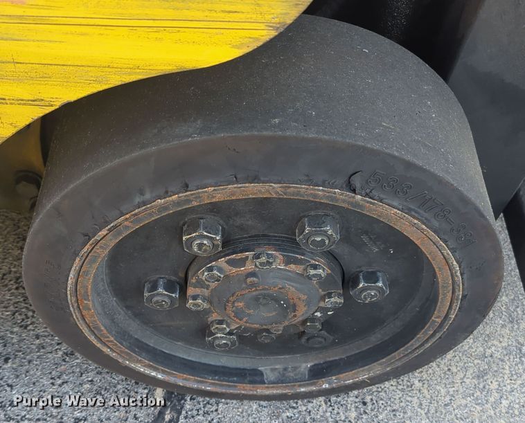 image for item OD9045 Komatsu FG25ST-14  forklift