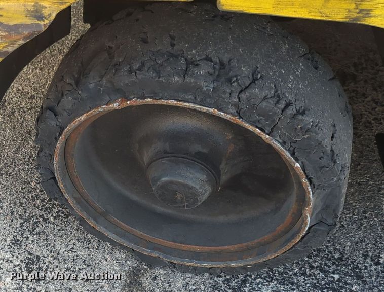 image for item OD9045 Komatsu FG25ST-14  forklift