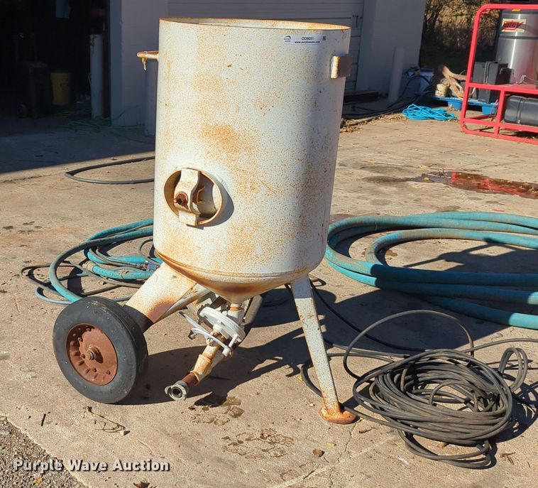 image for item OD9051 Clemco SCWB-2452  sandblaster