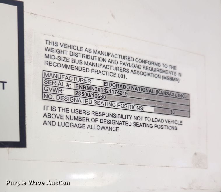 image for item OD9060 2002 International 3400  shuttle bus