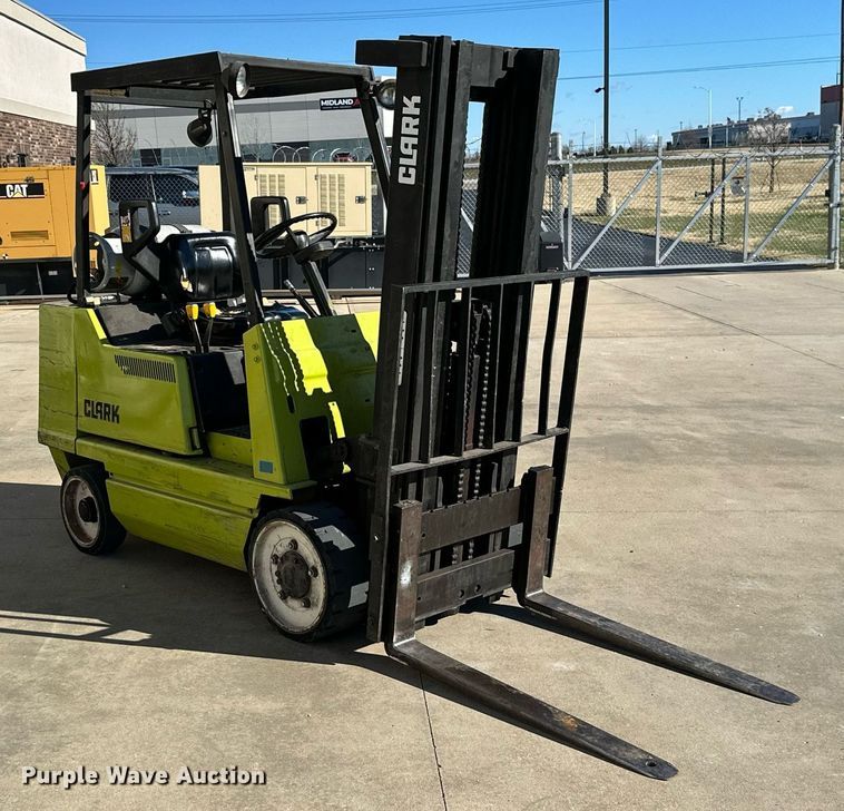 image for item OD9781 Clark GCX25  forklift