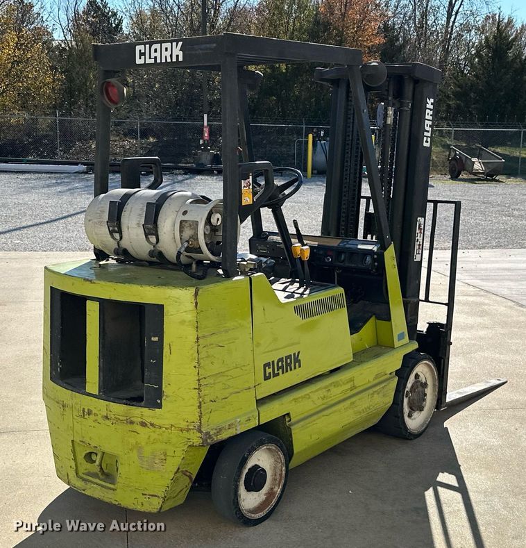 image for item OD9781 Clark GCX25  forklift