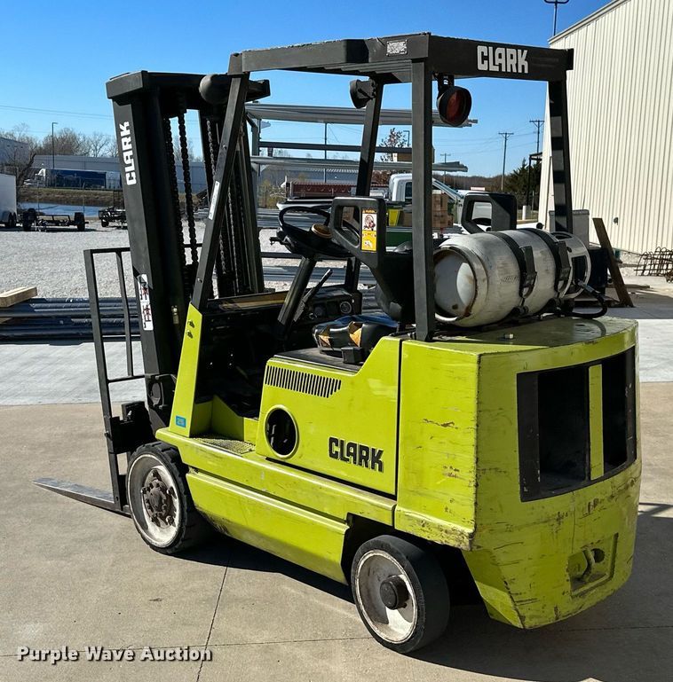 image for item OD9781 Clark GCX25  forklift