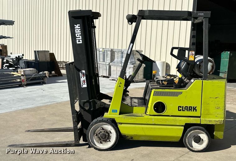 image for item OD9781 Clark GCX25  forklift