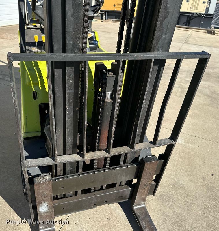 image for item OD9781 Clark GCX25  forklift
