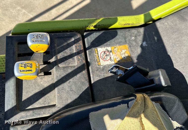 image for item OD9781 Clark GCX25  forklift