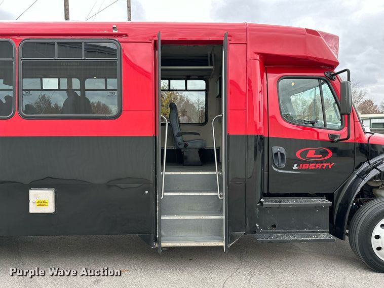 image for item OD9812 2015 Freightliner M2  shuttle bus