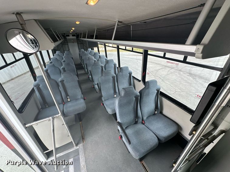 image for item OD9812 2015 Freightliner M2  shuttle bus