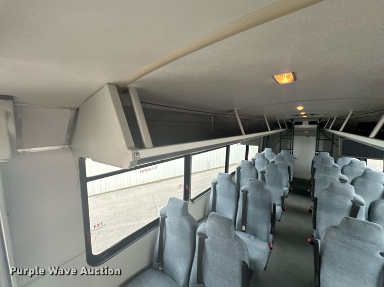 image for item OD9812 2015 Freightliner M2  shuttle bus