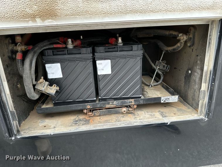 image for item OD9812 2015 Freightliner M2  shuttle bus