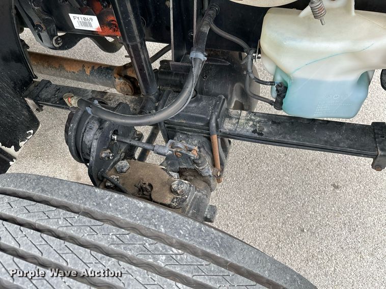 image for item OD9812 2015 Freightliner M2  shuttle bus