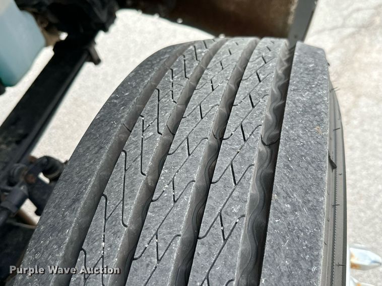 image for item OD9812 2015 Freightliner M2  shuttle bus