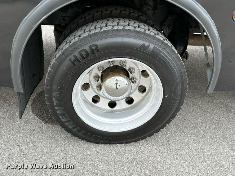 image for item OD9812 2015 Freightliner M2  shuttle bus