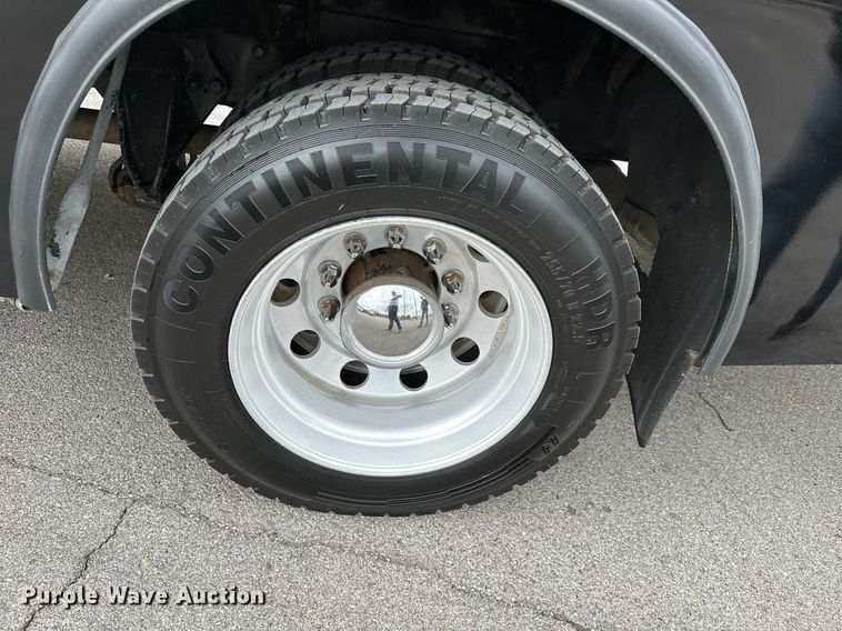 image for item OD9812 2015 Freightliner M2  shuttle bus