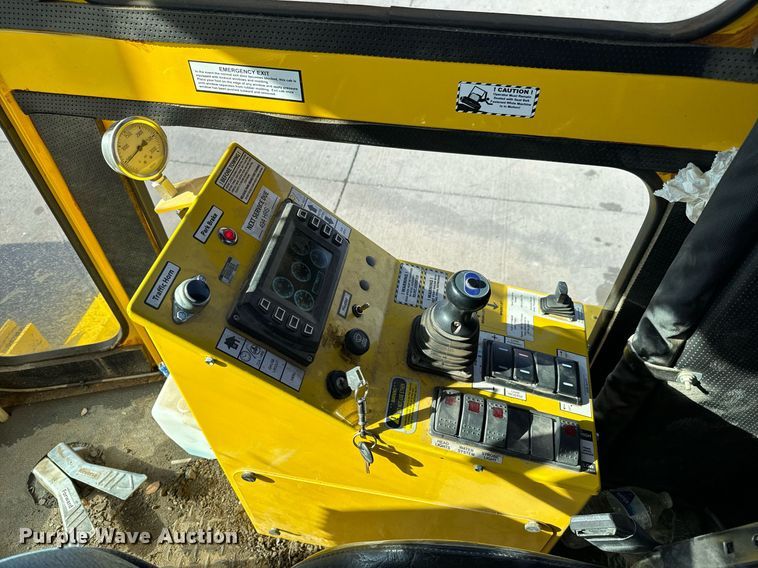 image for item OF9621 Superior Broom SM74C  broom