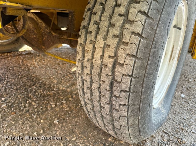 image for item OF9621 Superior Broom SM74C  broom