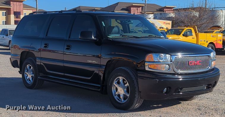 image for item OL9127 2002 GMC Yukon Denali XL  SUV