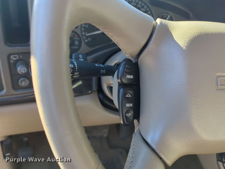 image for item OL9127 2002 GMC Yukon Denali XL  SUV