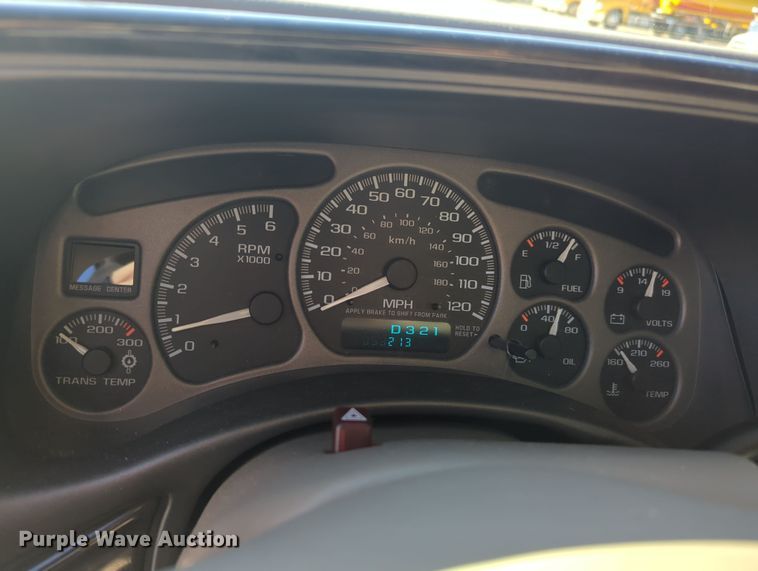 image for item OL9127 2002 GMC Yukon Denali XL  SUV