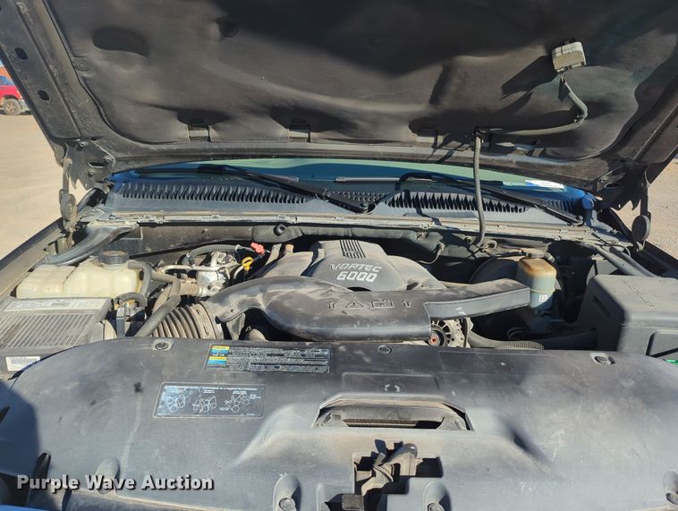 image for item OL9127 2002 GMC Yukon Denali XL  SUV