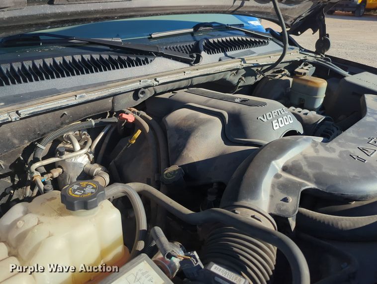 image for item OL9127 2002 GMC Yukon Denali XL  SUV