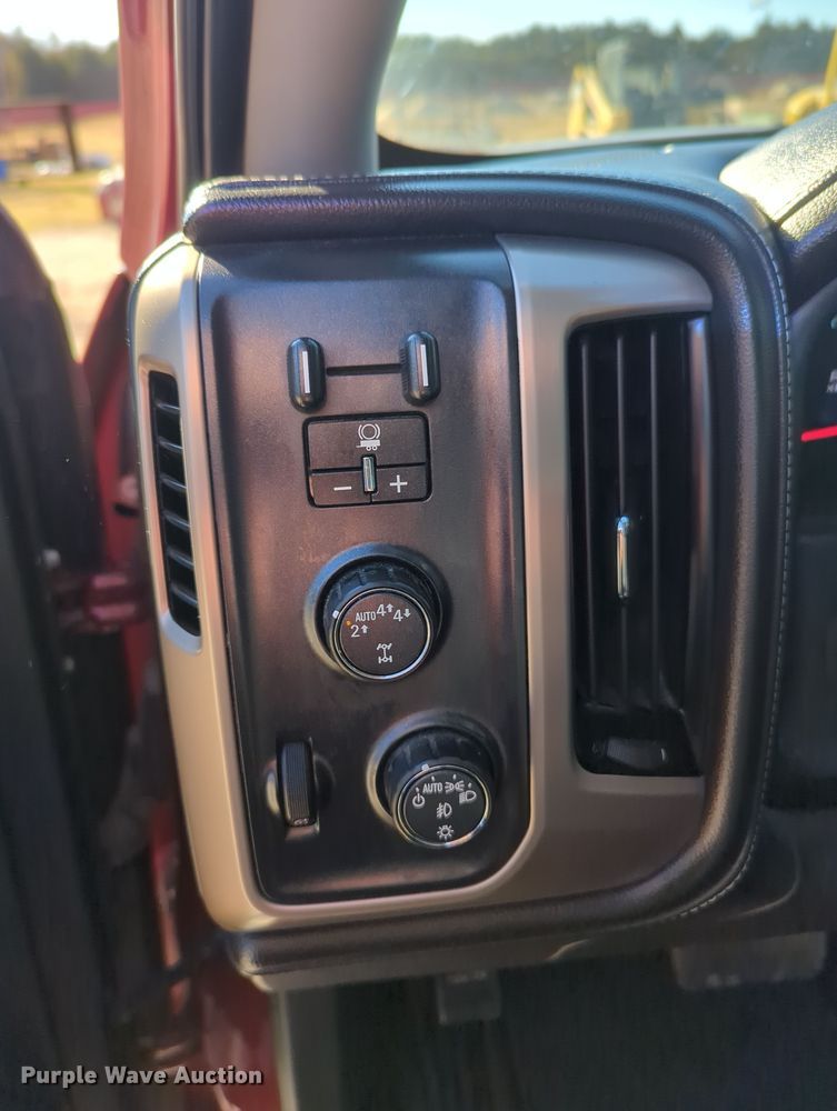 image for item OL9149 2018 GMC Sierra 1500 Denali  Crew Cab pickup truck