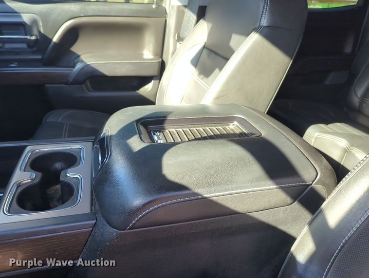 image for item OL9149 2018 GMC Sierra 1500 Denali  Crew Cab pickup truck