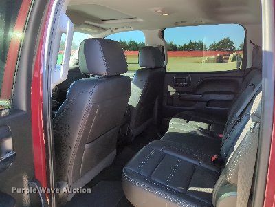 image for item OL9149 2018 GMC Sierra 1500 Denali  Crew Cab pickup truck