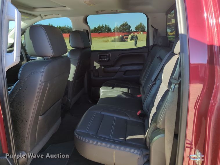 image for item OL9149 2018 GMC Sierra 1500 Denali  Crew Cab pickup truck