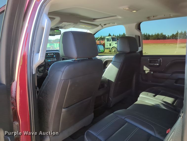 image for item OL9149 2018 GMC Sierra 1500 Denali  Crew Cab pickup truck