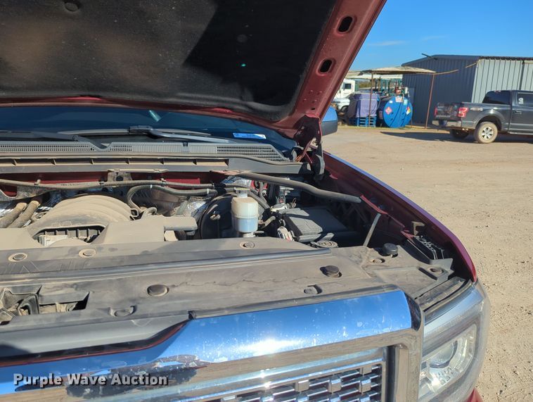 image for item OL9149 2018 GMC Sierra 1500 Denali  Crew Cab pickup truck