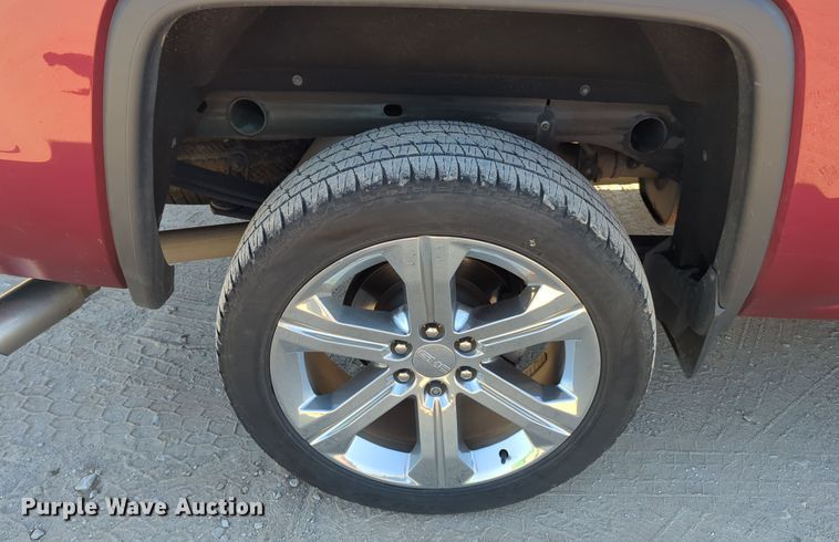 image for item OL9149 2018 GMC Sierra 1500 Denali  Crew Cab pickup truck