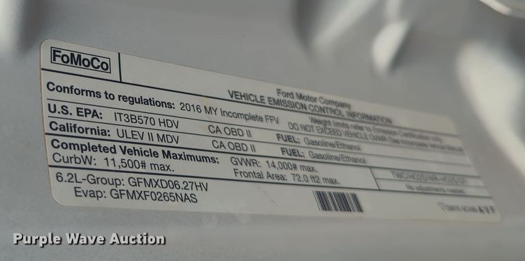 image for item OL9187 2016 Ford F350 Super Duty  flatbed pickup truck