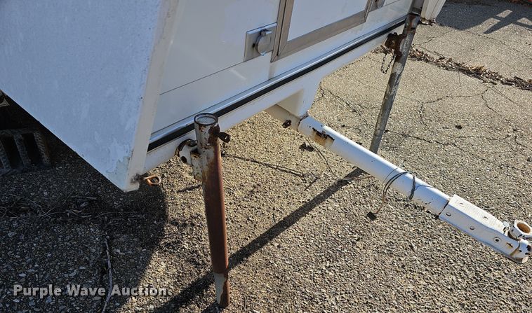 image for item OL9411 Sprint  pay phone trailer