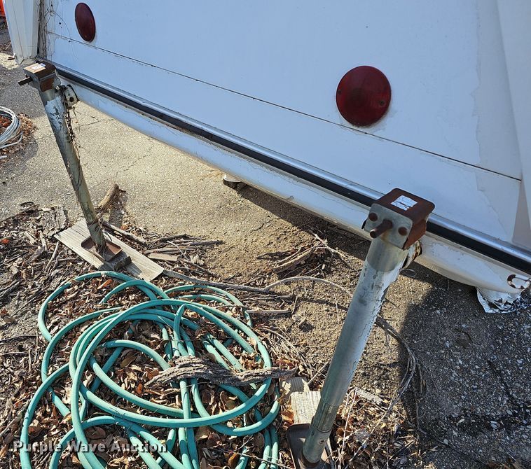 image for item OL9411 Sprint  pay phone trailer