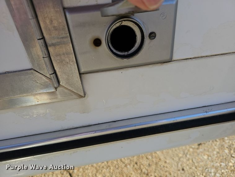 image for item OL9411 Sprint  pay phone trailer