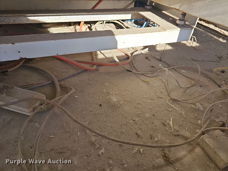 image for item OL9411 Sprint  pay phone trailer