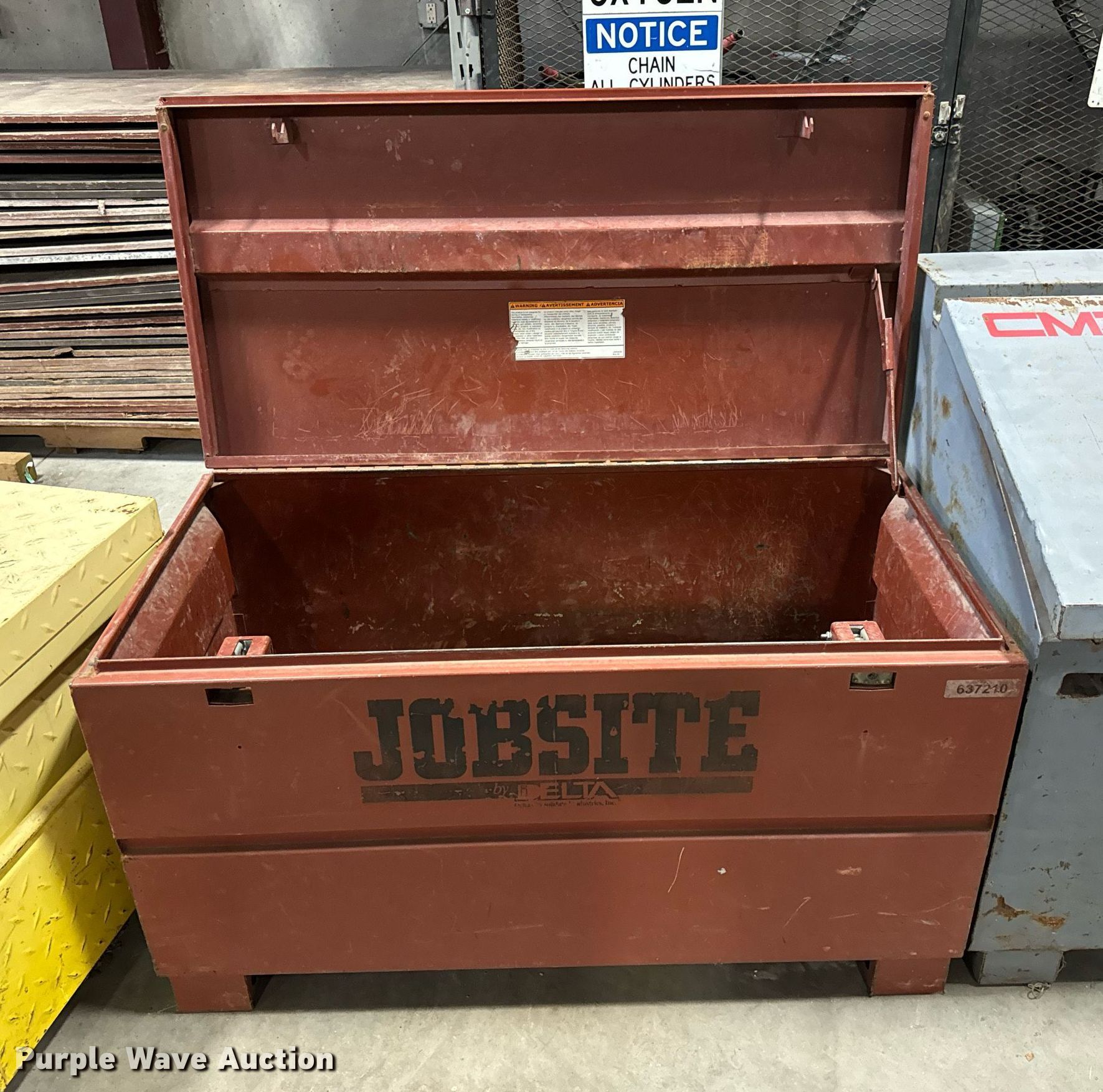 (4) toolboxes in Wichita, KS Item NI9572 sold Purple Wave