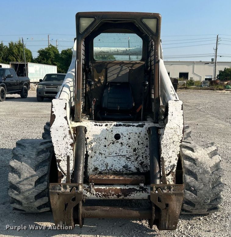 image for item DJ6294 2005 Bobcat S300  skid steer loader