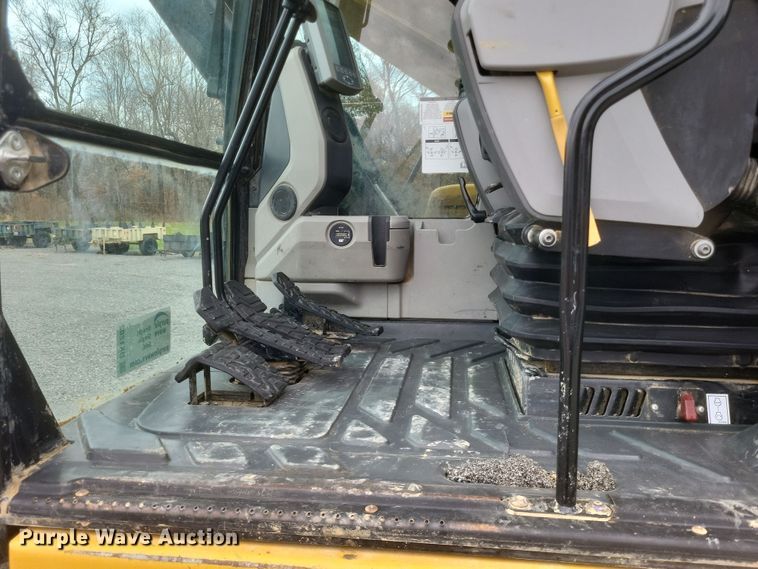 image for item DK1202 2016 Caterpillar 336FL  long reach excavator