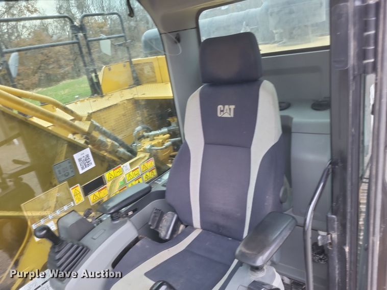 image for item DK1203 2016 Caterpillar 336FL  long reach excavator