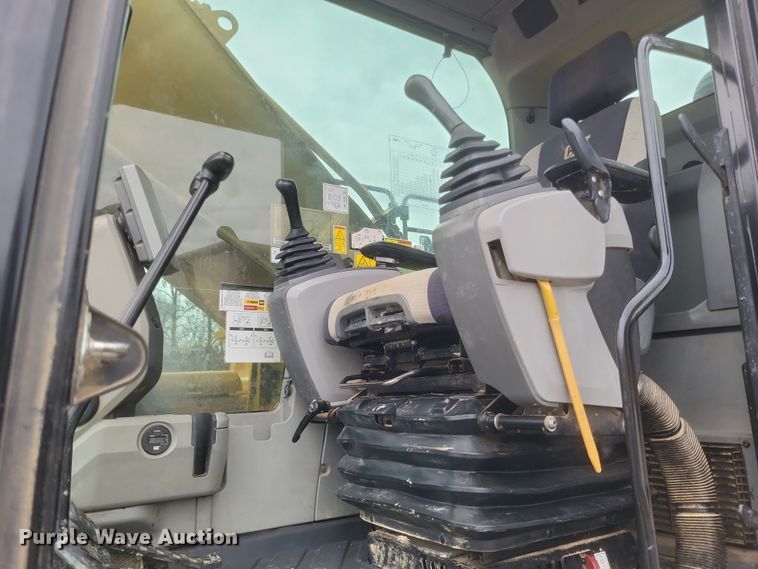 image for item DK1204 2016 Caterpillar 336FL  long reach excavator