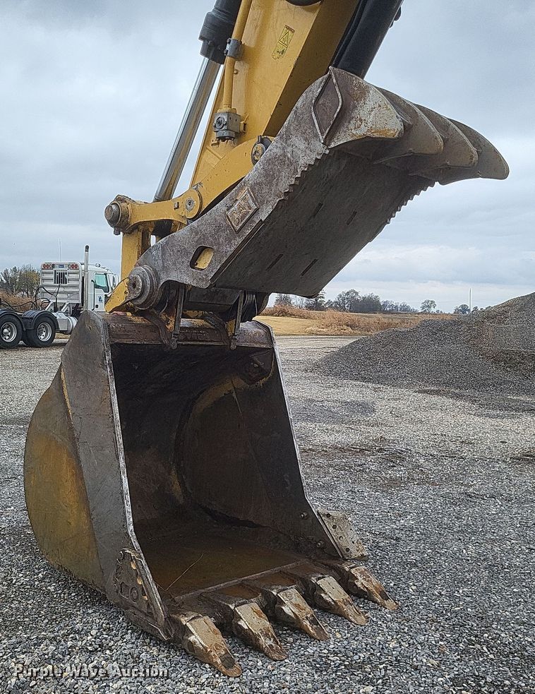 image for item DK1213 2017 Caterpillar 336FL  excavator