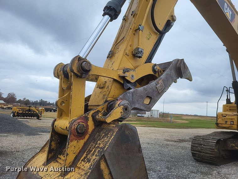 image for item DK1213 2017 Caterpillar 336FL  excavator
