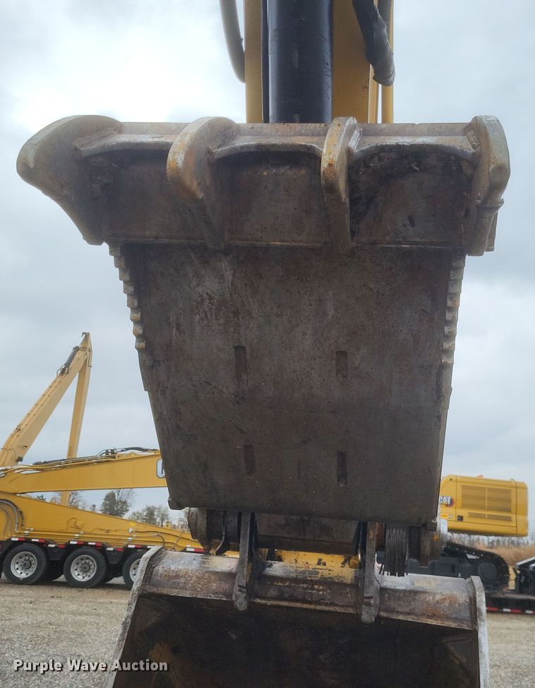 image for item DK1213 2017 Caterpillar 336FL  excavator