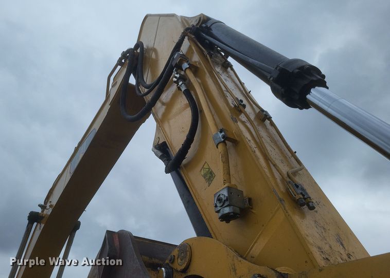 image for item DK1213 2017 Caterpillar 336FL  excavator