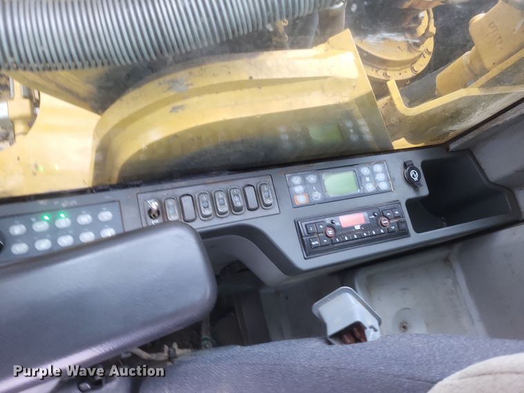 image for item DK1213 2017 Caterpillar 336FL  excavator