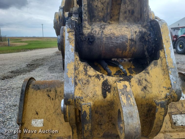 image for item DK1214 2017 Caterpillar 336FL  excavator