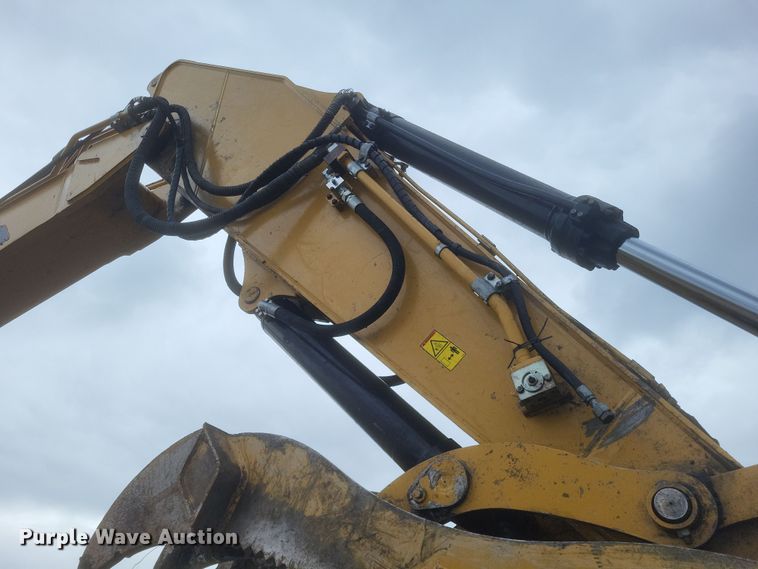 image for item DK1214 2017 Caterpillar 336FL  excavator